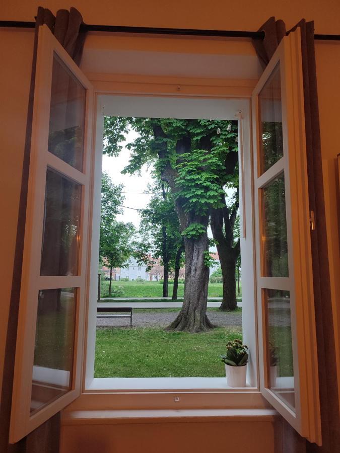 Apartman Dux 2 Карловаць Екстер'єр фото