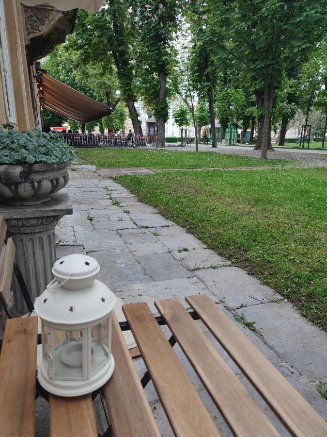 Apartman Dux 2 Карловаць Екстер'єр фото