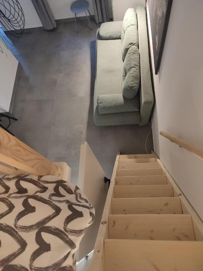Apartman Dux 2 Карловаць Екстер'єр фото